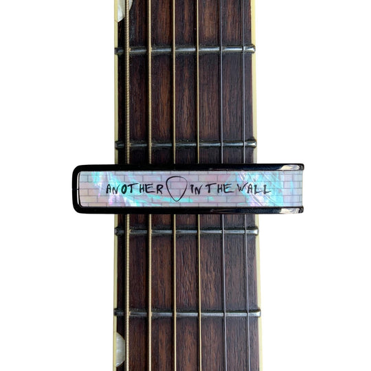 Thalia Capo The Pearl Wall | Limited Edition Capo Black Chrome / Black